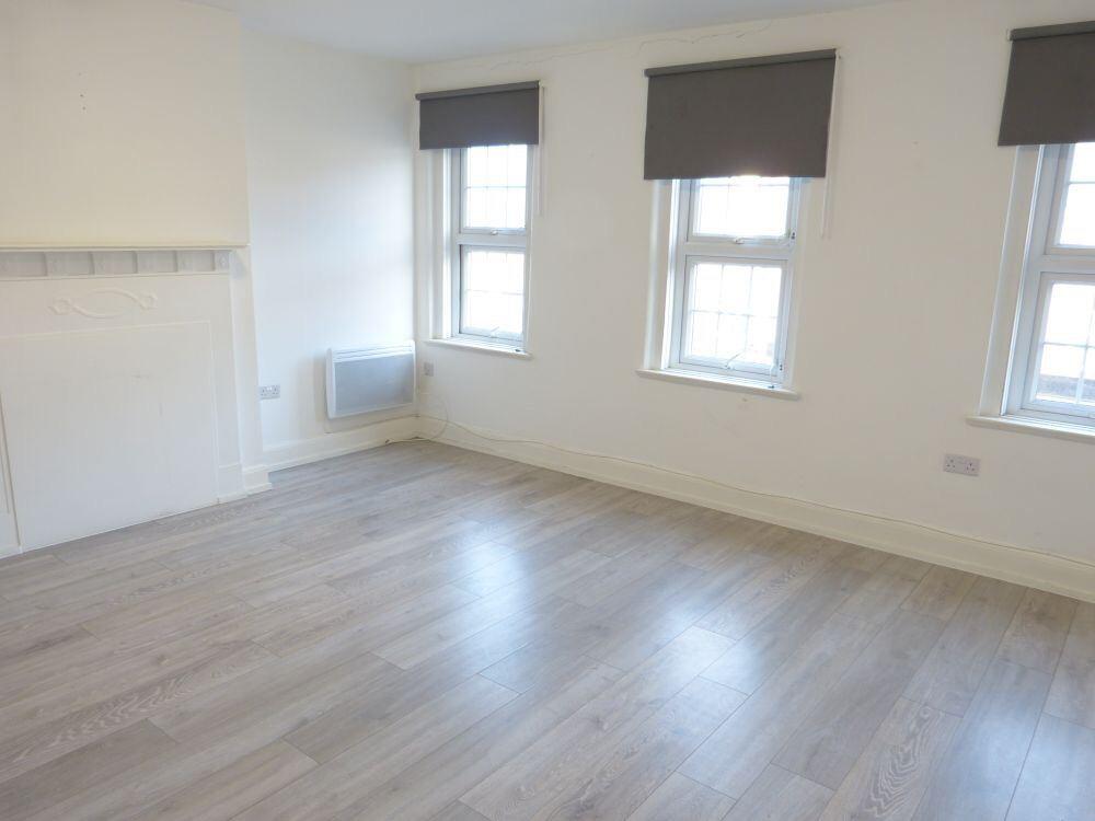1 bed 1st Floor Flat for rent in Hampstead. From Dreamview Estates - Golders Green
