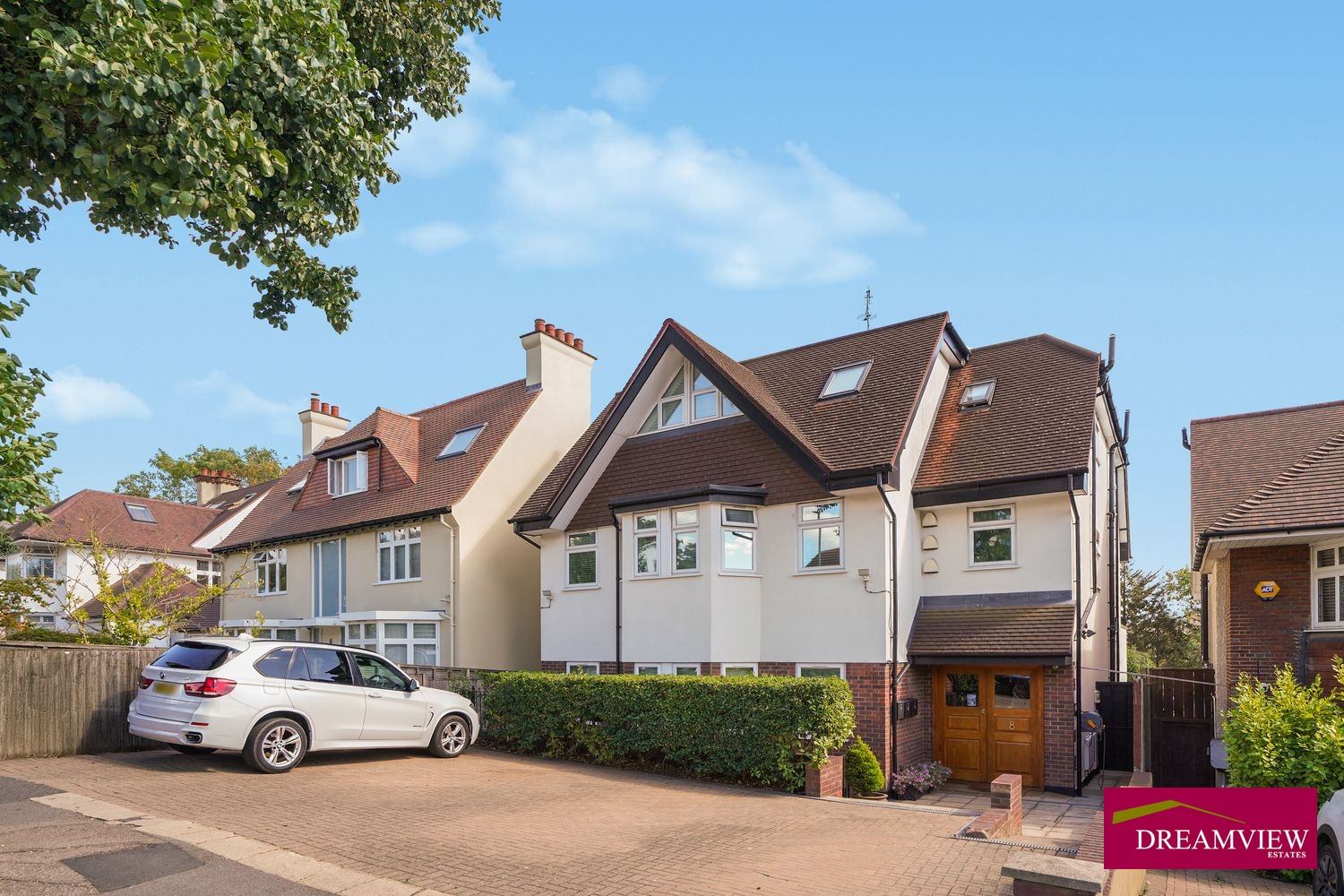 3 bed 1st Floor Flat for rent in Hampstead. From Dreamview Estates - Golders Green