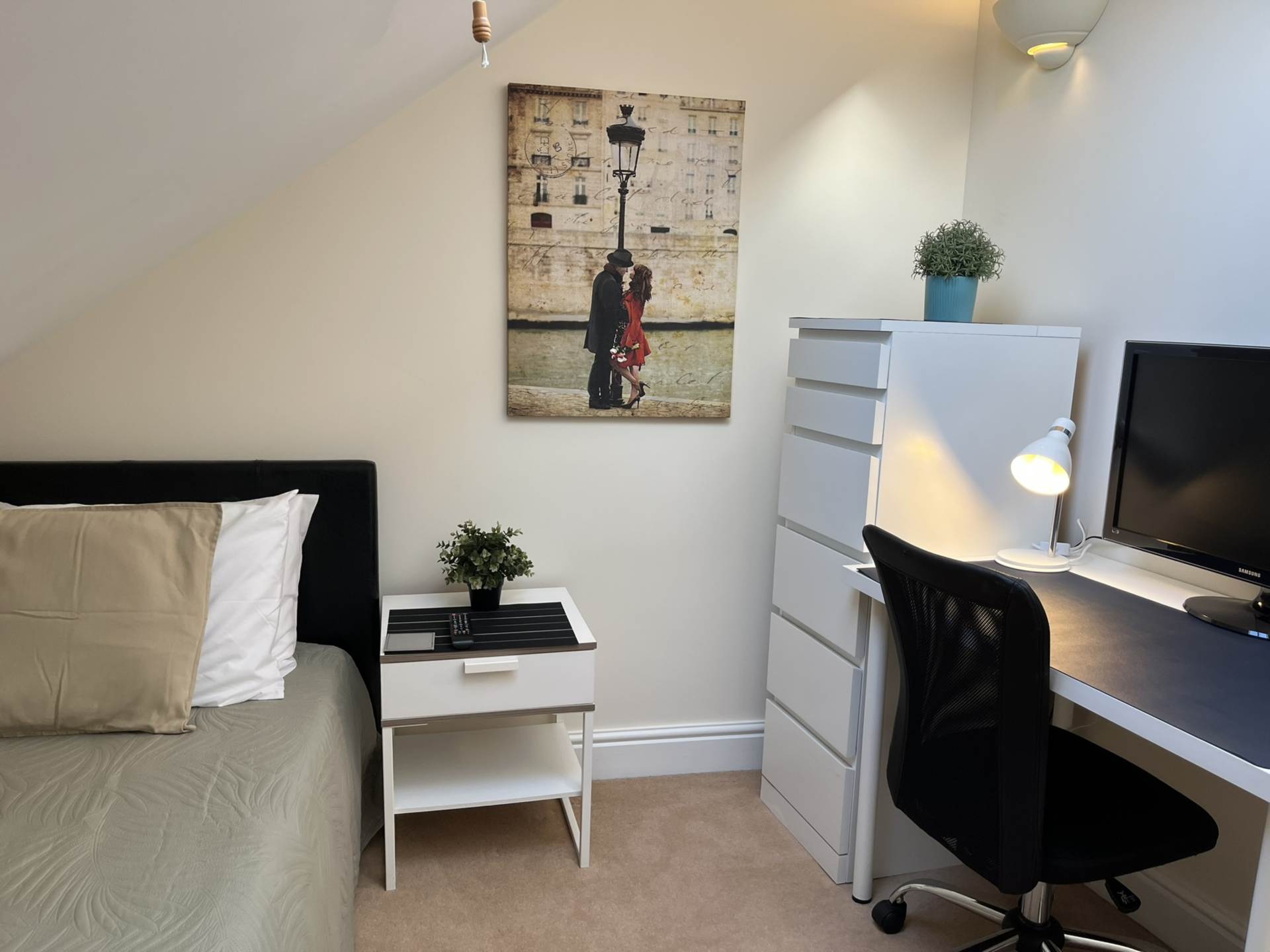 1 bed House Share for rent in Godalming. From New Leaf Homes 1 bed House Share for rent in Godalming. From New Leaf Homes