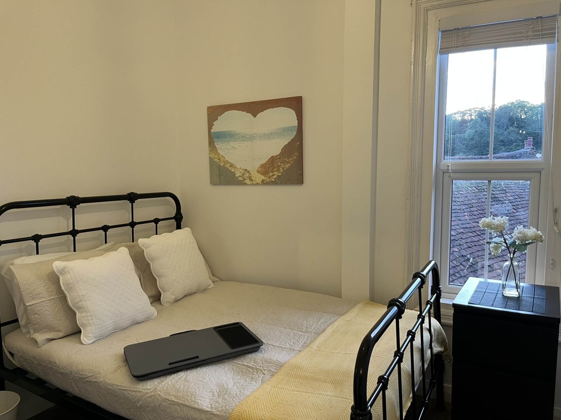 1 bed 1st Floor Flat for rent in Godalming. From New Leaf Homes 1 bed 1st Floor Flat for rent in Godalming. From New Leaf Homes