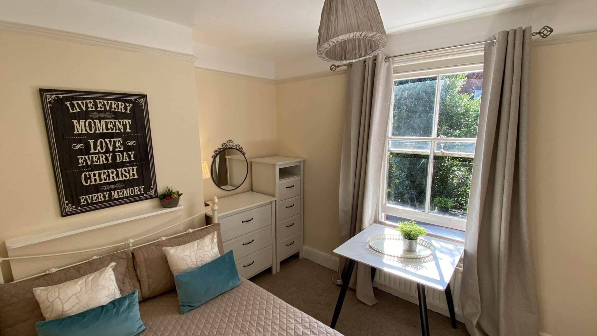 1 bed House Share for rent in Guildford. From New Leaf Homes