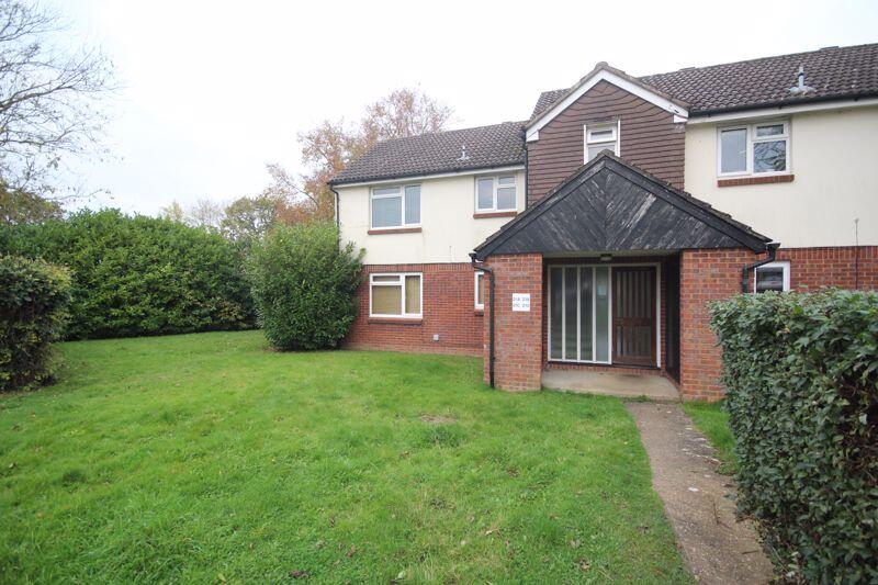 1 bed 1st Floor Flat for rent in Tonbridge. From Waghorn & Company - Tonbridge
