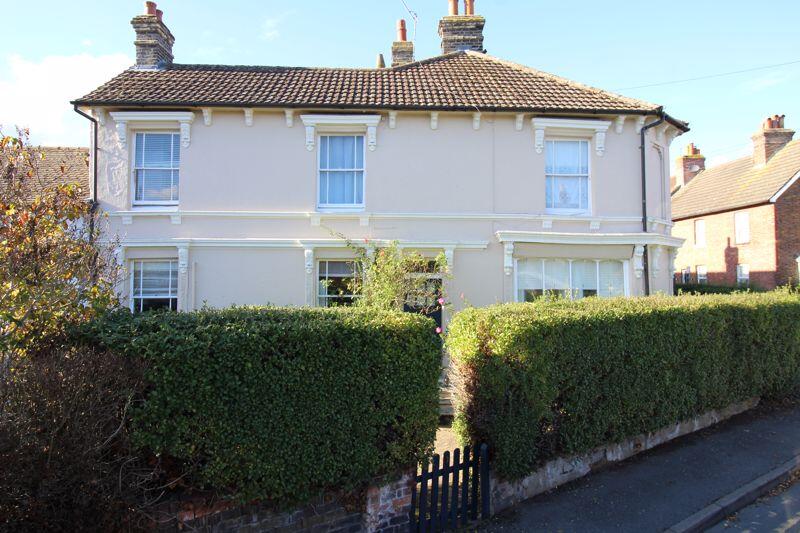 2 bed End of Terrace for rent in Tonbridge. From Waghorn & Company - Tonbridge