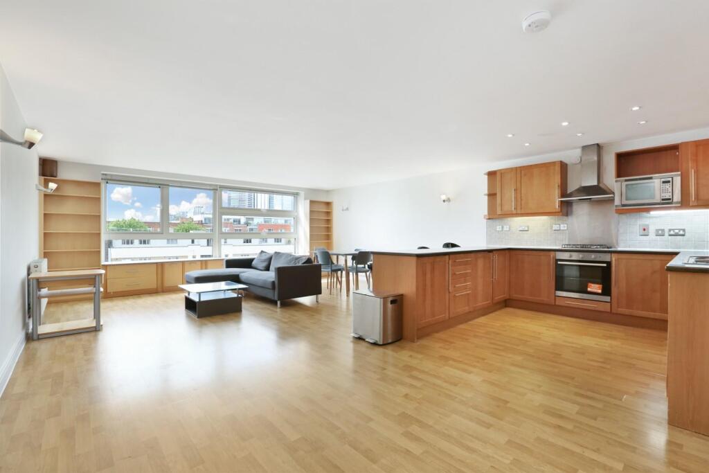 2 bed Apartment for rent in Bermondsey. From Hunters - Camberwell 2 bed Apartment for rent in Bermondsey. From Hunters - Camberwell