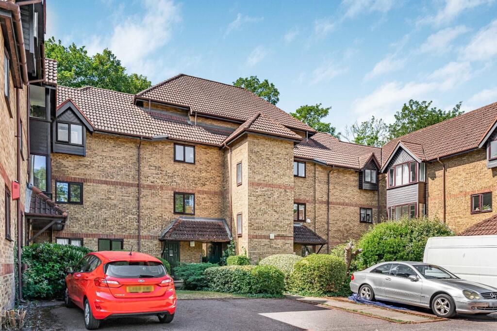 4 bed Studio for rent in Camberwell. From Hunters - Camberwell 4 bed Studio for rent in Camberwell. From Hunters - Camberwell