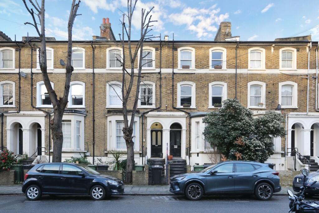 2 bed Apartment for rent in Camberwell. From Hunters - Camberwell