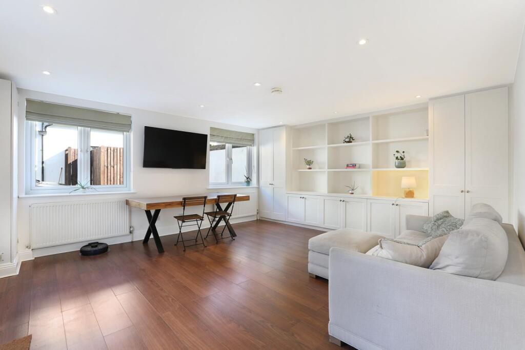 2 bed Apartment for rent in London. From Hunters - Camberwell