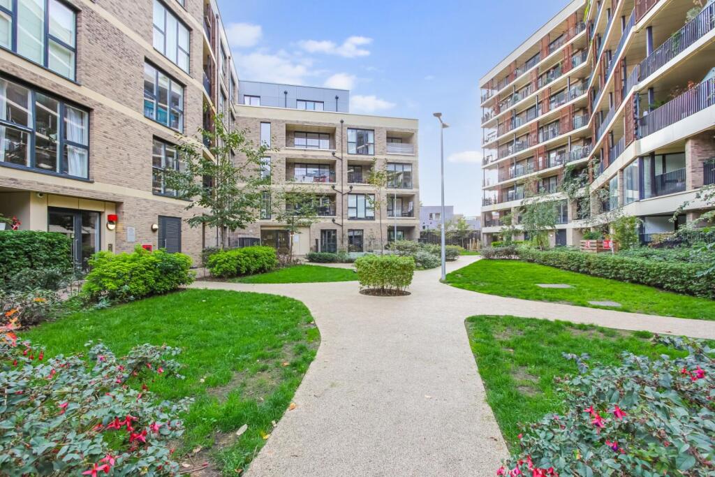 1 bed Apartment for rent in Camberwell. From Hunters - Camberwell 1 bed Apartment for rent in Camberwell. From Hunters - Camberwell