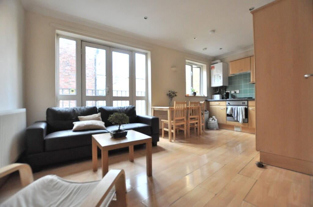 2 bed 1st Floor Flat for rent in London. From Elkay Properties - London