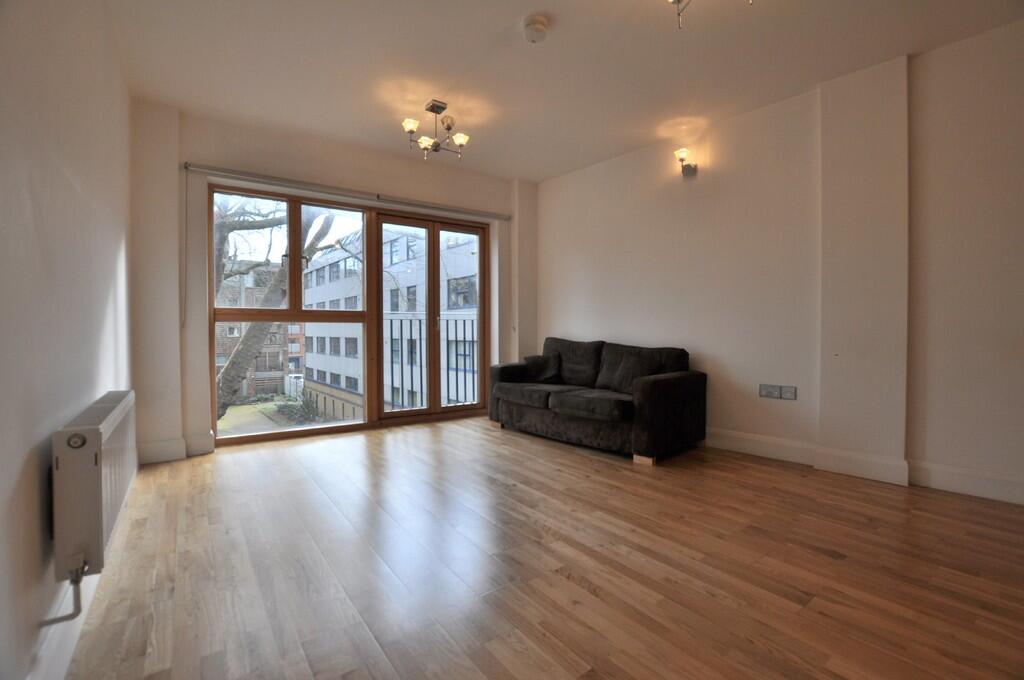 2 bed 1st Floor Flat for rent in Bethnal Green. From Elkay Properties - London