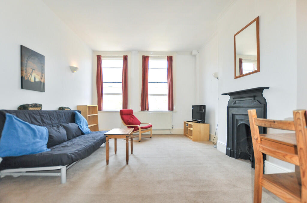 1 bed 1st Floor Flat for rent in London. From Elkay Properties - London