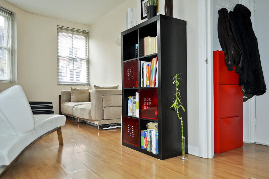 1 bed 1st Floor Flat for rent in London. From Elkay Properties - London