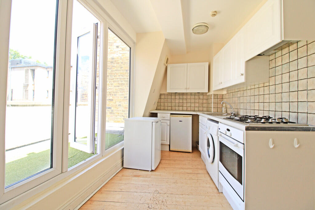 2 bed 1st Floor Flat for rent in London. From Elkay Properties - London 2 bed 1st Floor Flat for rent in London. From Elkay Properties - London