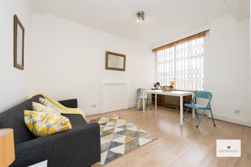 1 bed 1st Floor Flat for rent in Paddington. From Hyde Park Agencies