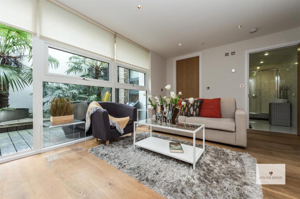 1 bed Apartment for rent in Paddington. From Hyde Park Agencies