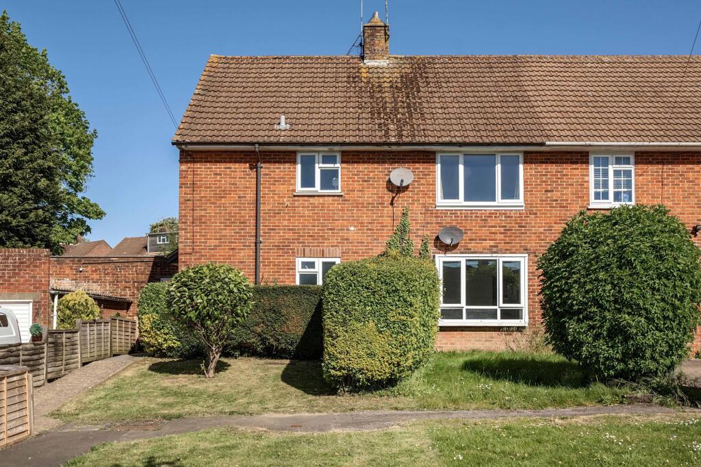 2 bed 1st Floor Flat for rent in Winchester. From Dybles - Winchester