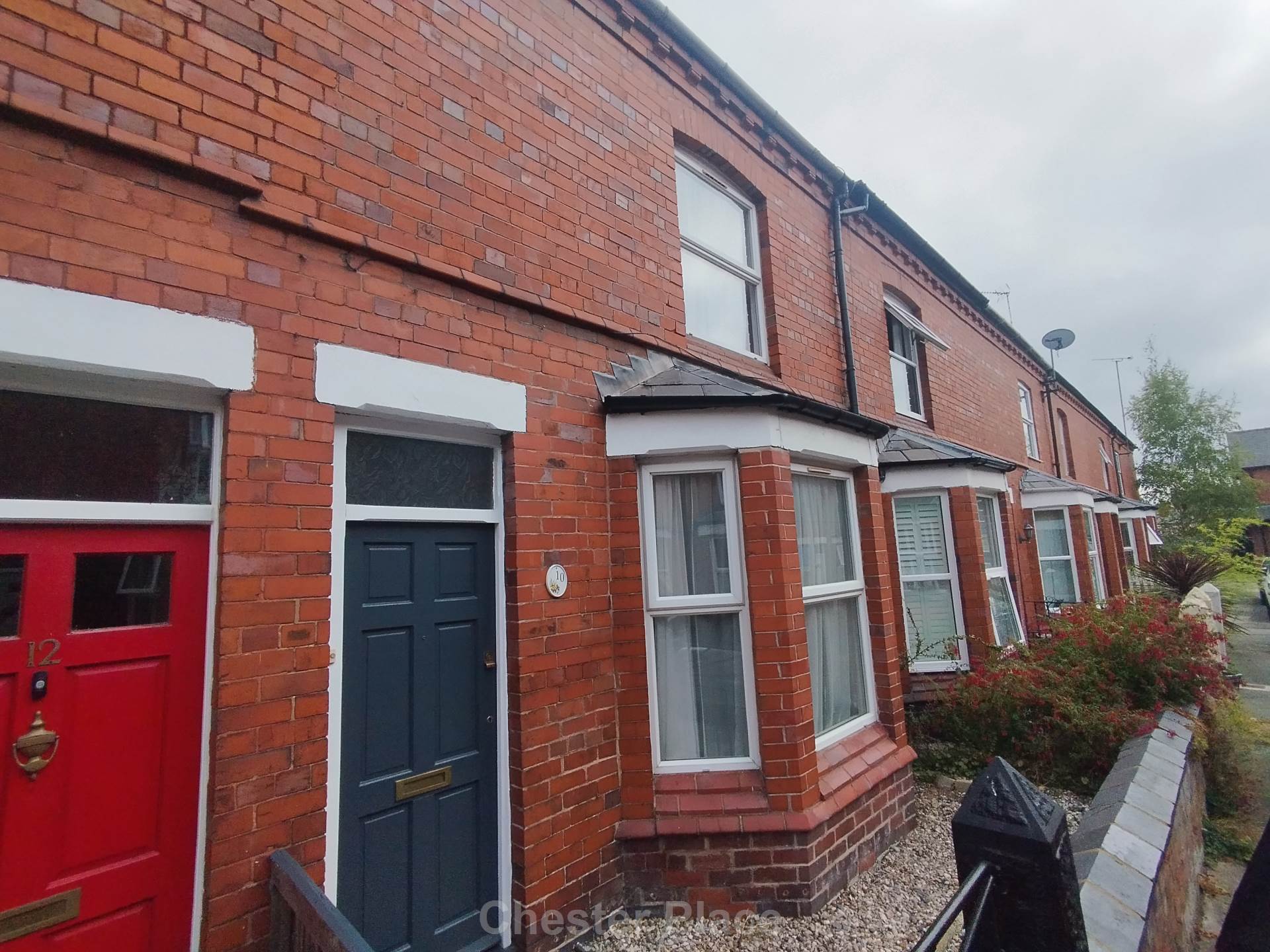 3 bed Mid Terraced House for rent in Chester. From Chester Place