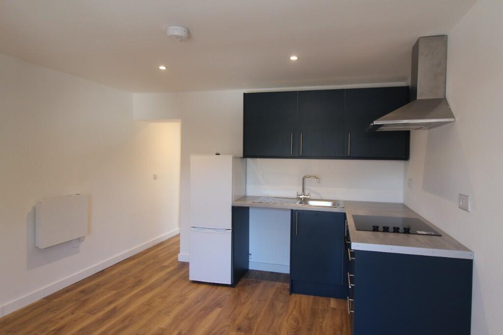 1 bed 1st Floor Flat for rent in Glossop. From Croft Lettings Ltd - Glossop