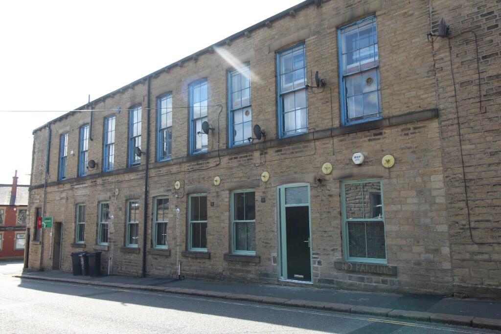 1 bed House (unspecified) for rent in Glossop. From Croft Lettings Ltd - Glossop