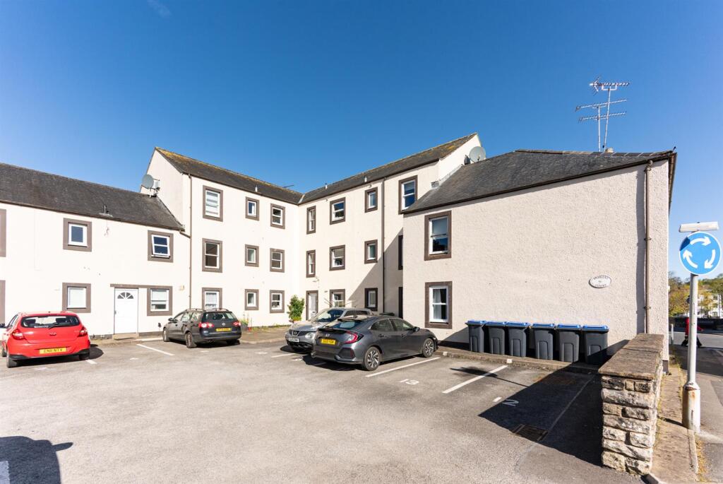 2 bed 1st Floor Flat for rent in Cockermouth. From Grisdales Estate Agents - Cockermouth
