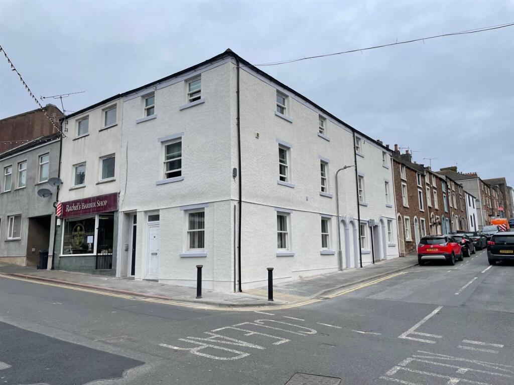 2 bed 1st Floor Flat for rent in Maryport. From Grisdales Estate Agents - Cockermouth 2 bed 1st Floor Flat for rent in Maryport. From Grisdales Estate Agents - Cockermouth