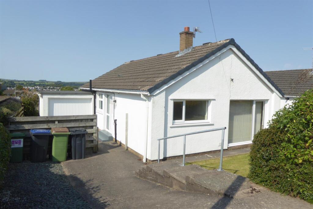 2 bed Detached bungalow for rent in Cockermouth. From Grisdales Estate Agents - Cockermouth 2 bed Detached bungalow for rent in Cockermouth. From Grisdales Estate Agents - Cockermouth