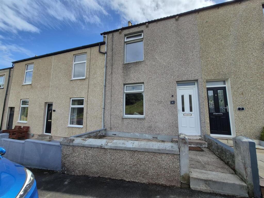 2 bed Mid Terraced House for rent in Maryport. From Grisdales Estate Agents - Cockermouth
