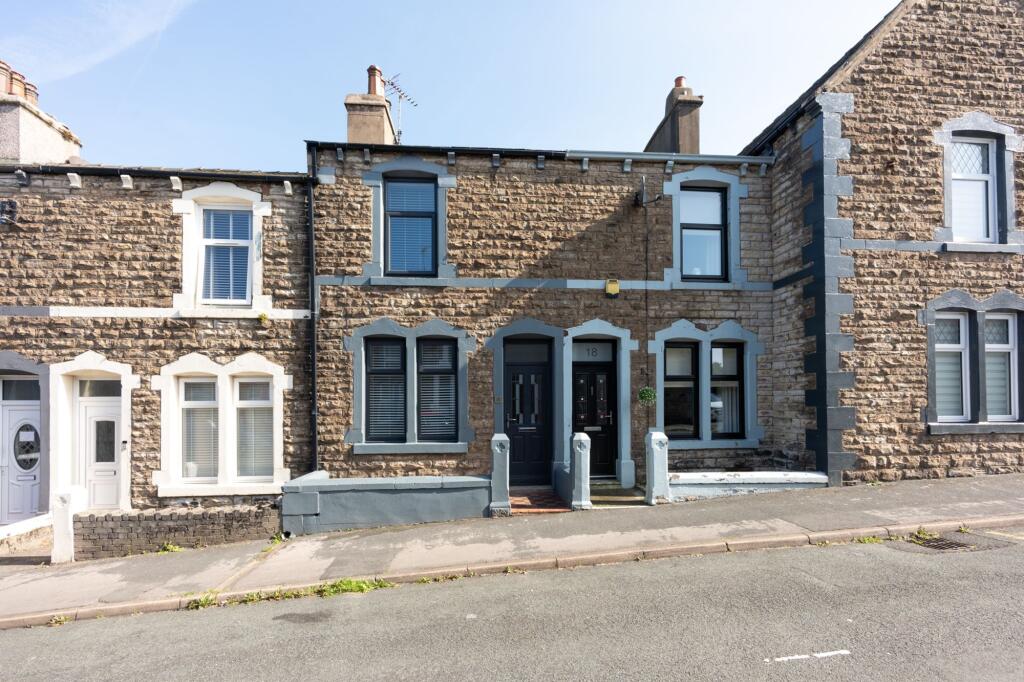 2 bed Mid Terraced House for rent in Workington. From Grisdales Estate Agents - Cockermouth