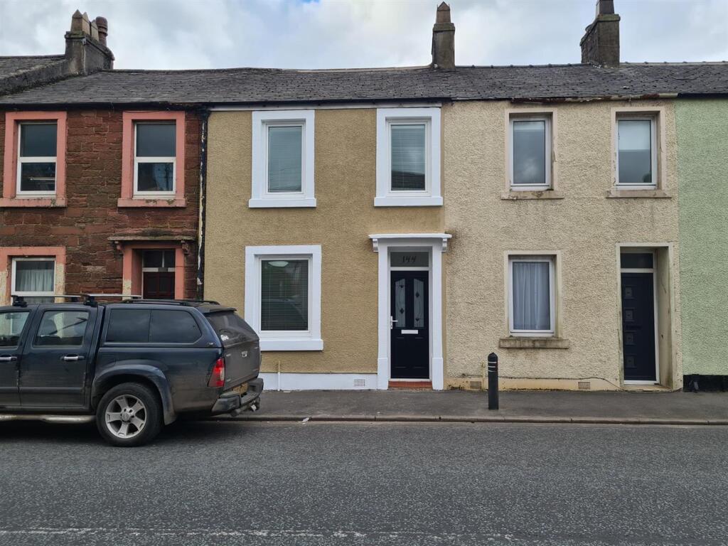 3 bed Mid Terraced House for rent in Cleator Moor. From Grisdales Estate Agents - Whitehaven