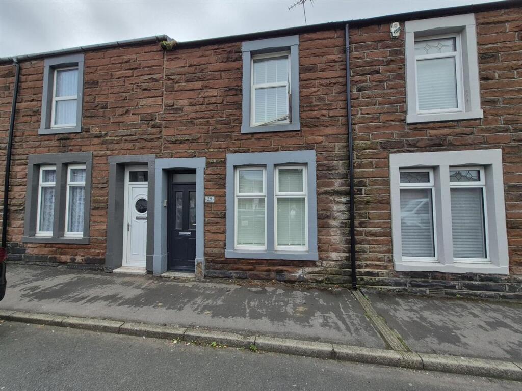 2 bed Mid Terraced House for rent in Workington. From Grisdales Estate Agents - Whitehaven