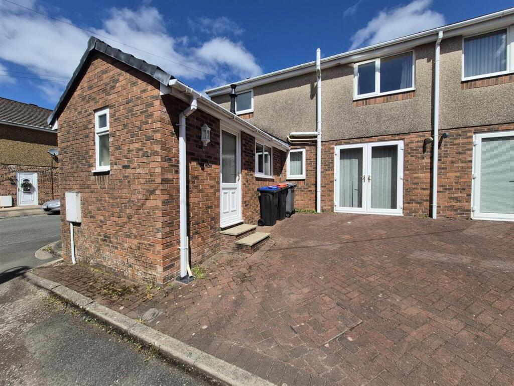 3 bed Detached for rent in Cleator. From Grisdales Estate Agents - Whitehaven 3 bed Detached for rent in Cleator. From Grisdales Estate Agents - Whitehaven