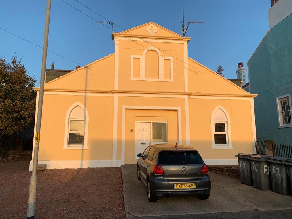 1 bed House (unspecified) for rent in Whitehaven. From Grisdales Estate Agents - Whitehaven