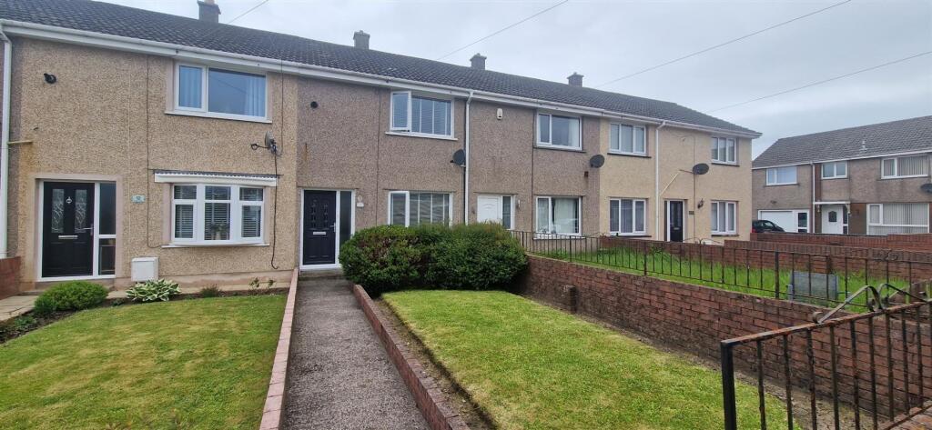 2 bed Mid Terraced House for rent in Cleator Moor. From Grisdales Estate Agents - Whitehaven