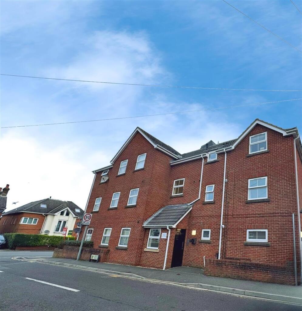 1 bed Apartment for rent in Poole. From Harker & Bullman - Wimborne