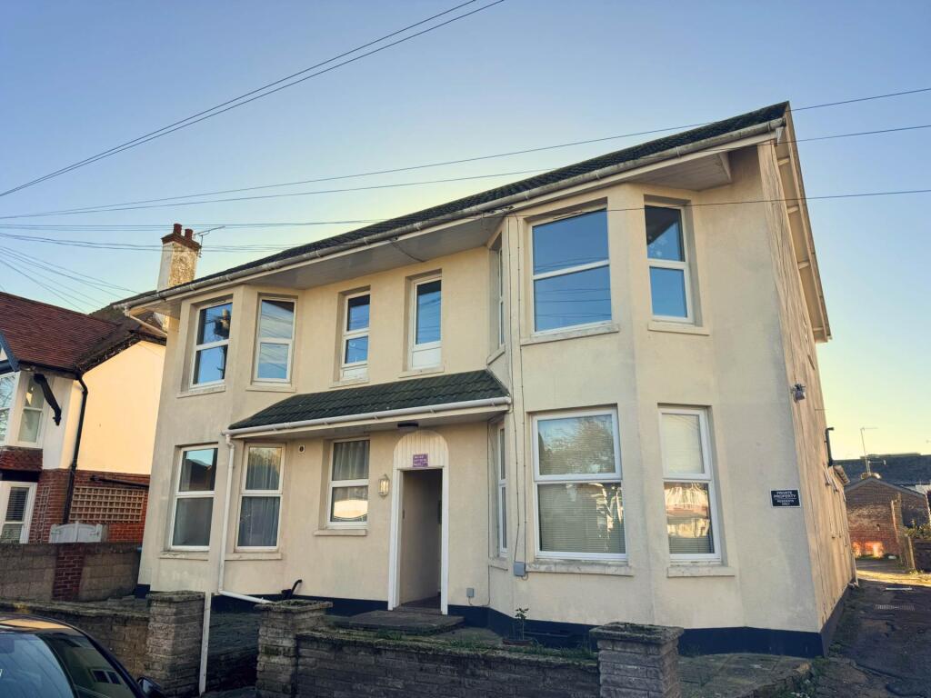 1 bed 1st Floor Flat for rent in Bognor Regis. From Abacus Letting Services - Felpham 1 bed 1st Floor Flat for rent in Bognor Regis. From Abacus Letting Services - Felpham