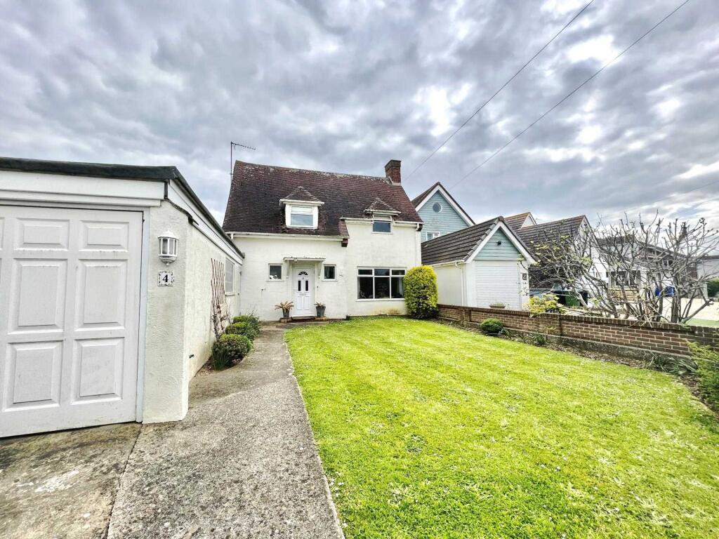 4 bed Detached for rent in Flansham. From Abacus Letting Services - Felpham