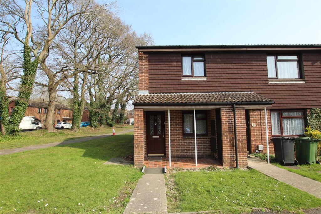 2 bed Annexe for rent in Eastleigh. From David Evans Estate Agents - Eastleigh