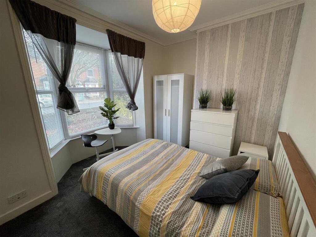 1 bed House Share for rent in Eastleigh. From David Evans Estate Agents - Eastleigh