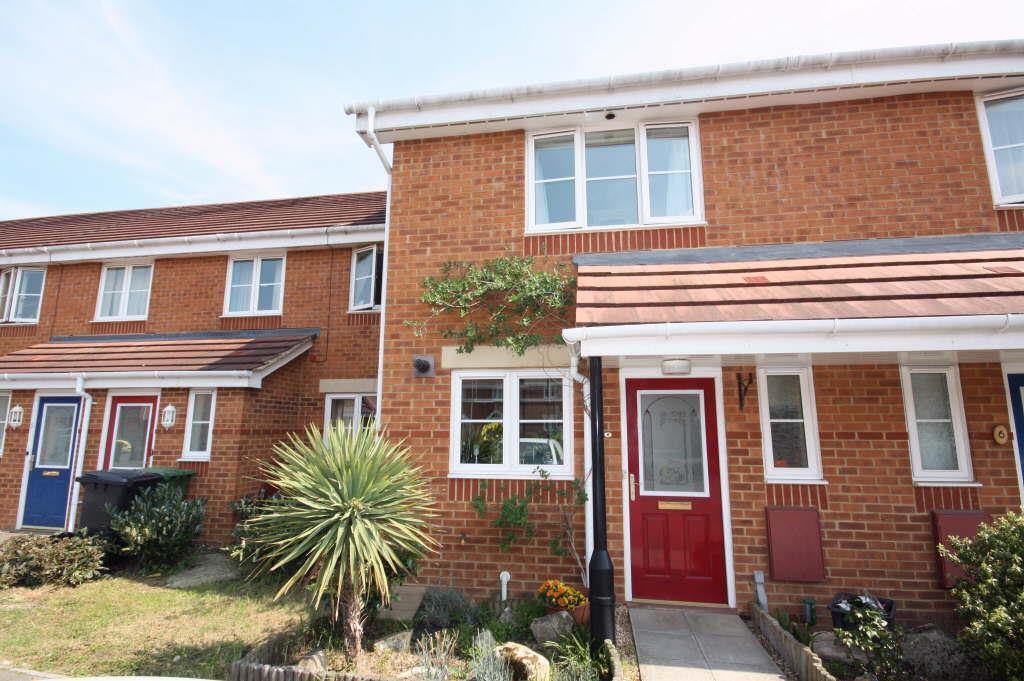 2 bed Mid Terraced House for rent in Eastleigh. From David Evans Estate Agents - Eastleigh