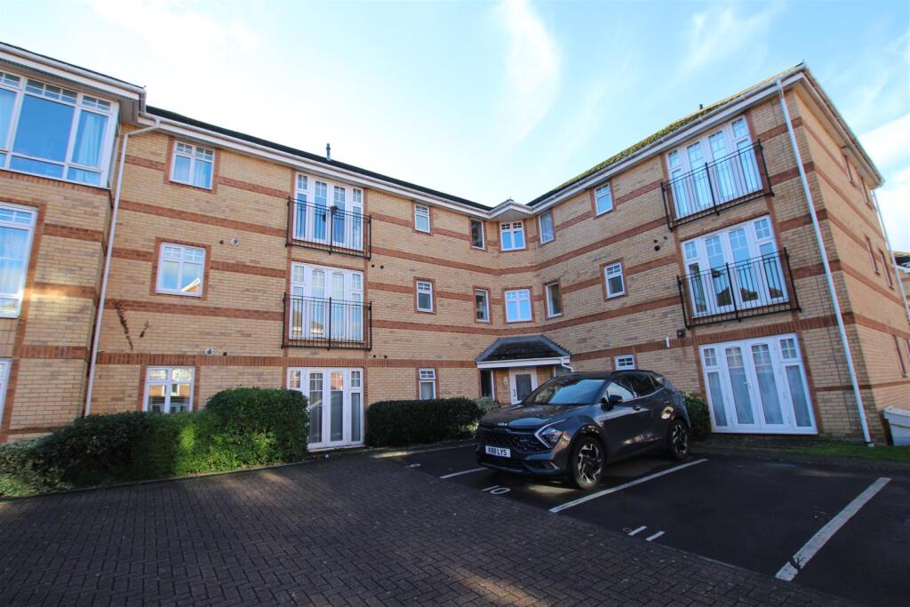 1 bed 1st Floor Flat for rent in Eastleigh. From David Evans Estate Agents - Eastleigh