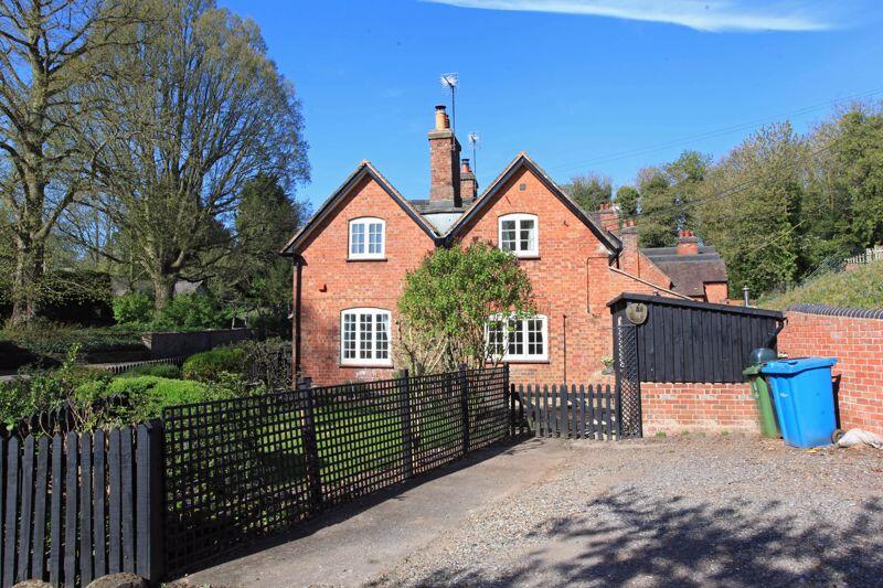 2 bed Detached for rent in Weston-under-Lizard. From Fields Of Shifnal Ltd - Shifnal
