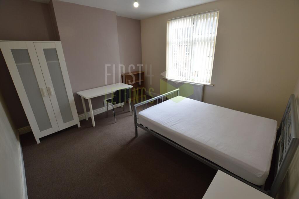 2 bed Mid Terraced House for rent in Stoughton. From First 4 Lettings - Leicester