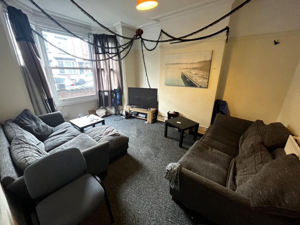 6 bed Mid Terraced House for rent in Leicester Forest East. From First 4 Lettings - Leicester 6 bed Mid Terraced House for rent in Leicester Forest East. From First 4 Lettings - Leicester