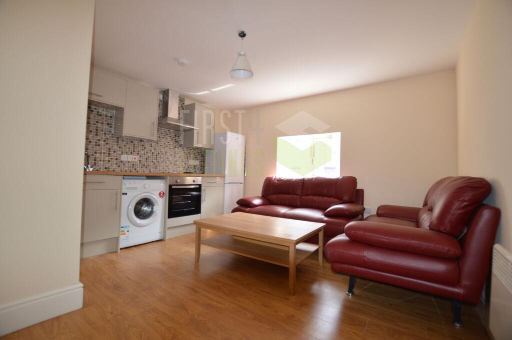 2 bed 1st Floor Flat for rent in Stoughton. From First 4 Lettings - Leicester