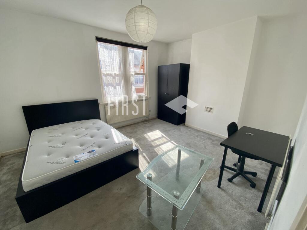 4 bed Mid Terraced House for rent in Stoughton. From First 4 Lettings - Leicester 4 bed Mid Terraced House for rent in Stoughton. From First 4 Lettings - Leicester