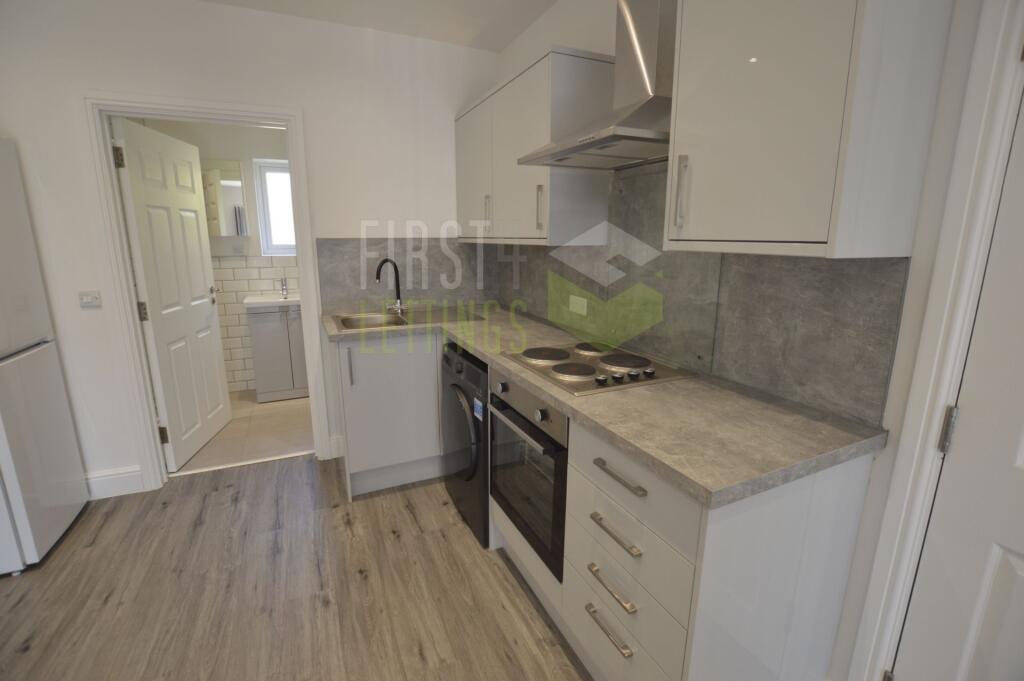 4 bed Studio for rent in Stoughton. From First 4 Lettings - Leicester