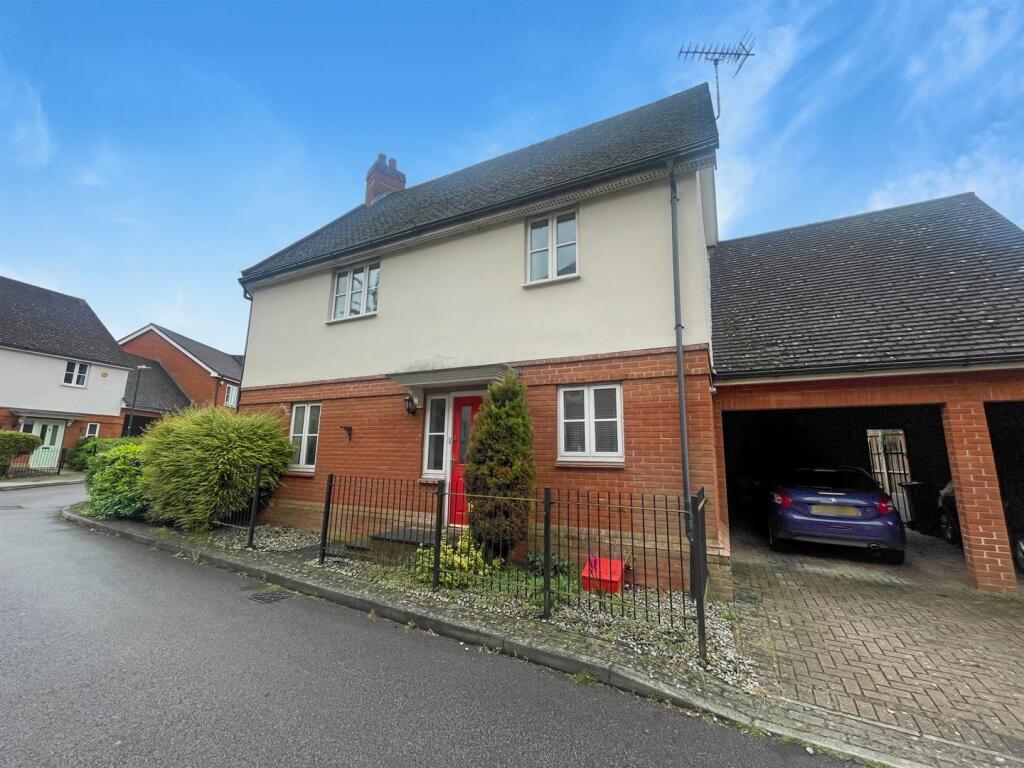 2 bed Mid Terraced House for rent in Braintree. From Michaels Property Consultants Ltd - Braintree
