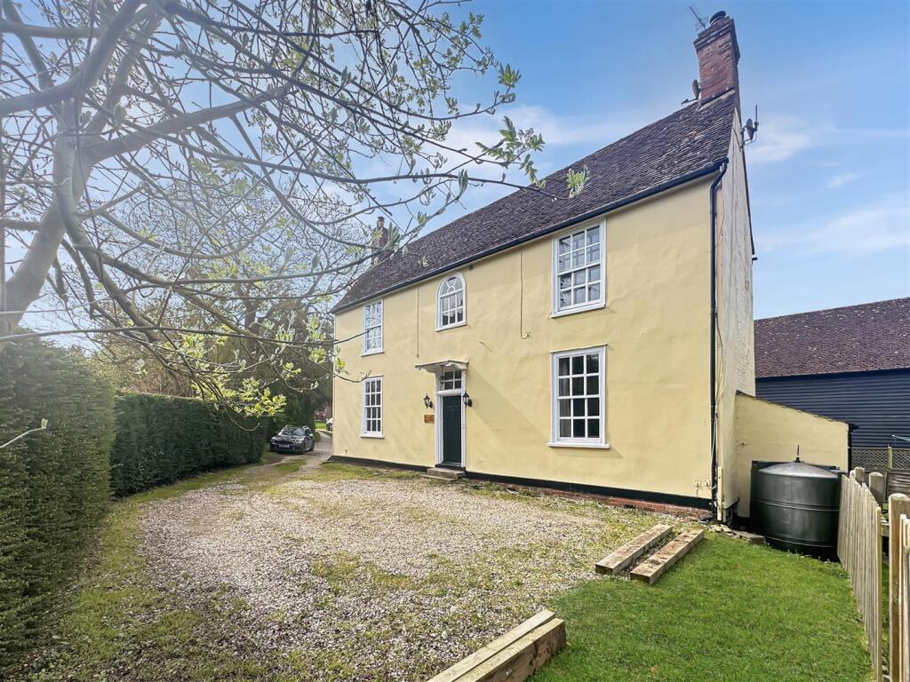 3 bed Farm House for rent in Braintree. From Michaels Property Consultants Ltd - Braintree