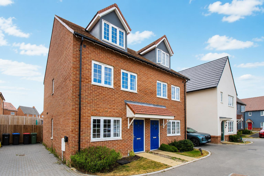 3 bed Semi Detached for rent in Panfield. From Michaels Property Consultants Ltd - Braintree