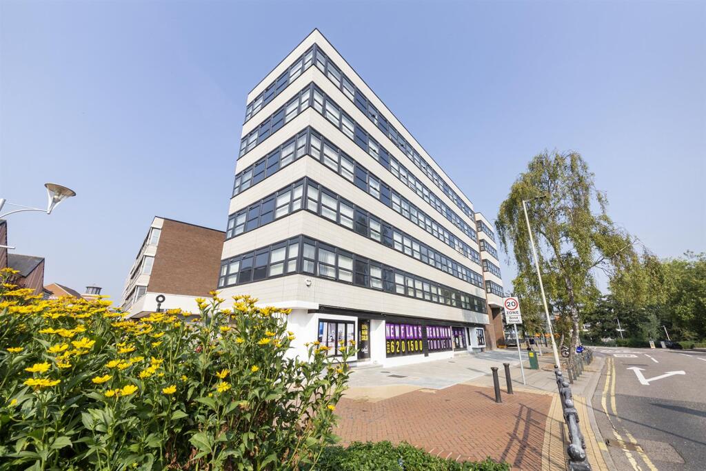1 bed Apartment for rent in Chelmsford. From Michaels Property Consultants Ltd - Braintree 1 bed Apartment for rent in Chelmsford. From Michaels Property Consultants Ltd - Braintree